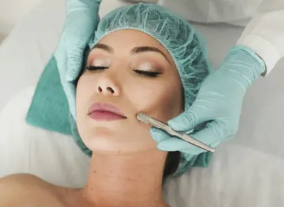 Chin and Jawline Liposuction: Getting Rid of a Double Chin