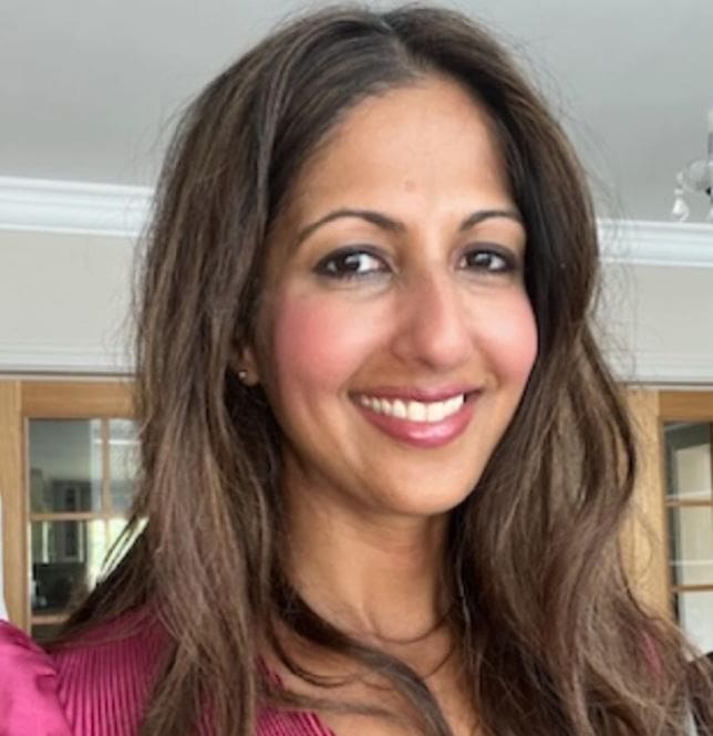 Dr Angela Tewari
